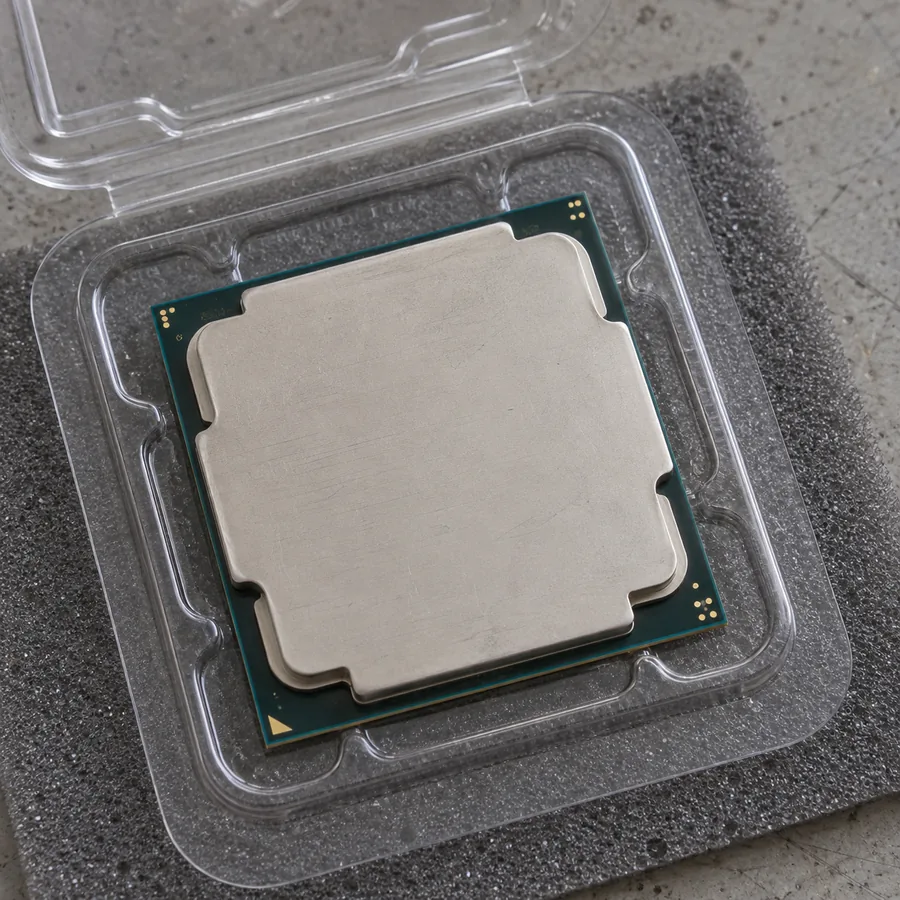AMD Ryzen 7 9800X3D